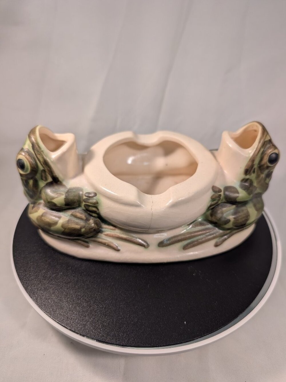 McCoy Frog Toad Ashtray Model 042  Smoking Cigarette Holder
